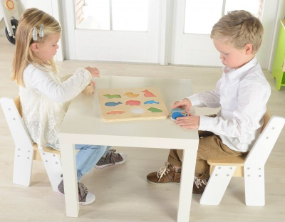 Tabelë loje Masterkidz Wooden Shape Sorter, shumëngjyrëshe