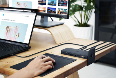 Докинг станица ASUS Triple 4K Thunderbolt 4 DC500, до 3 монитори 4K, напојување 90W, црна