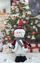 Figurinë zbukuruese Saska Christmas Snowman, 50 cm, e bardhë kuqe zi