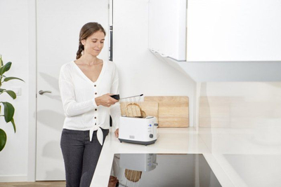 Toaster Black&amp;Decker BXT0820E, 820W, 2 vende, i bardhë