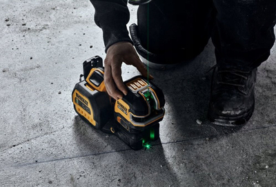 Nivel lazer kryq DeWalt DCE825D1G18-QW, 18V 2Ah, me bateri dhe karikues, i verdhë