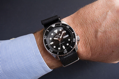 Orë dore Seiko 5 Sports SRPD55K3