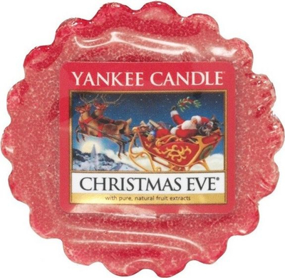 Миризлива свеќа Јенки Кендл Christmas Eve 22, со празничен мирис, црвена