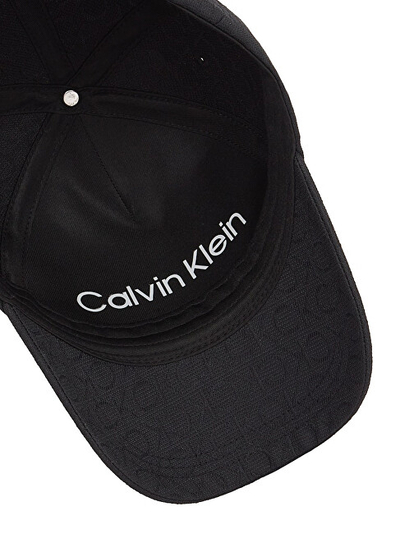 Kapele për femra Calvin Klein, Zezë