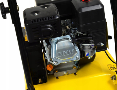 Pllakë kompaktuese GEKO CNP90 G80203, 90kg, 15kN, me motor Loncin OHV