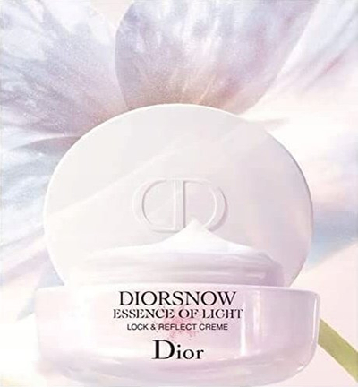 Krem fytyre Dior Diorsnow Essence of Light, për lagie edhe shkëlqim
