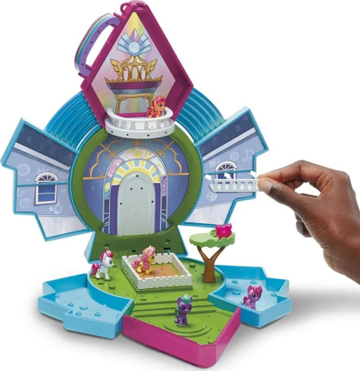 Set loje My Little Pony Mini World Magic Crystal Brighthouse, 5 mini kukulla, me aksesorë, shumëngjyrësh