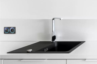Modul smart home Fibaro FGWOE-011-8, kontroll wireless, i bardhë