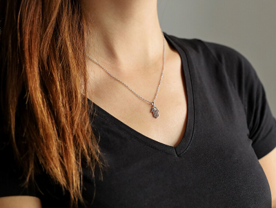 Varëse për femra Agato Silver Hamsa Hand of Fatima AGT-N012W, e argjendtë