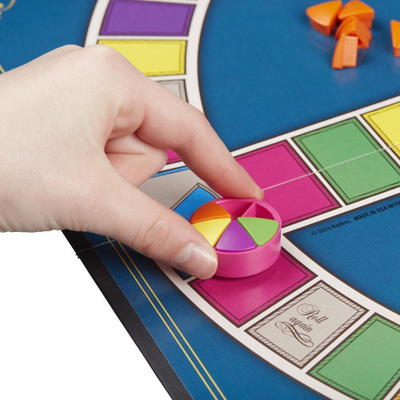 Lojë tavoline Hasbro Trivial Pursuit Classic Edition, 2400 pyetje, 2–6 lojtarë, blu