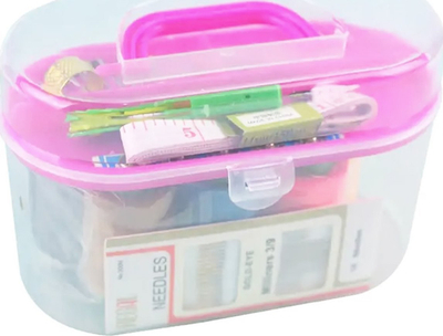 Set për qepje DA73A, 50 copë aksesorë, kuti plastike rozë