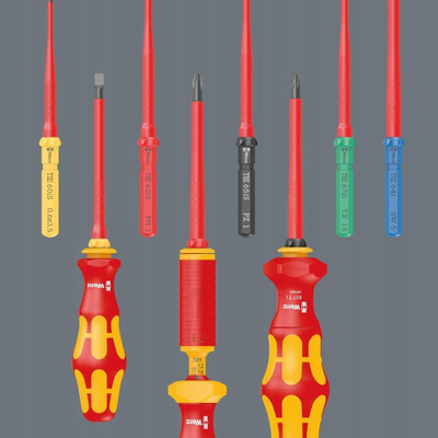 Set kaçavidash izoluese Wera Kraftform Kompakt VDE 18 Universal 2, 18 pjesë, deri 1000V, shumëngjyrësh