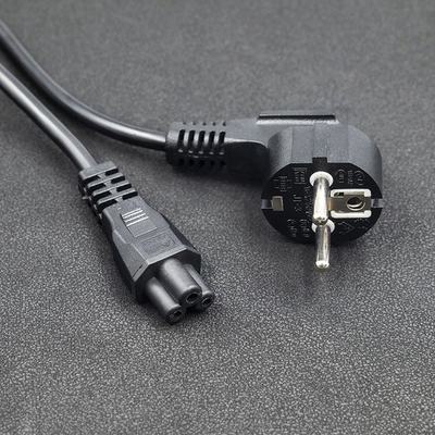 Kabllo rryme Qoltec SCHUKO IEC C5, 3x1.0mm2, 1.5m, e zezë