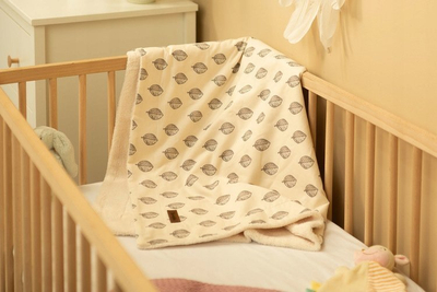 Batanije për bebe BLANKET PLUSH ECO LEAVES, 80x100 cm, pambuk dhe poliester, shumëngjyrëshe