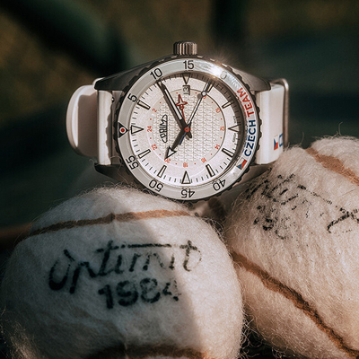 Set Prim Limited Edition Sport 64 GMT Tokio Czech – A W03P.13142.A, orë dore + rrip