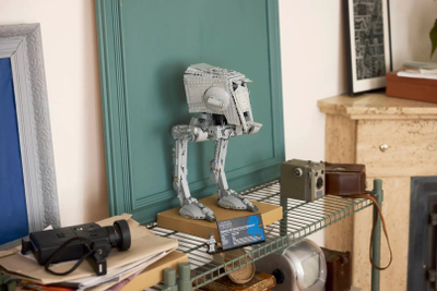 Set ndërtimi LEGO Star Wars AT-ST Walker, model koleksionues, i gri