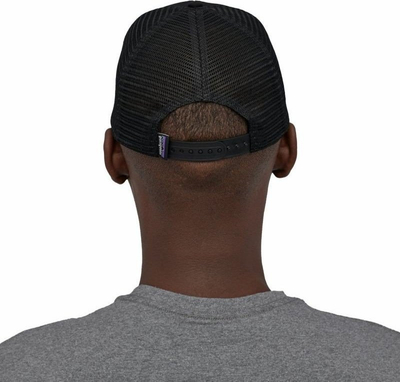 Kapelë trucker Patagonia P-6 Logo, rrjetë, e zezë