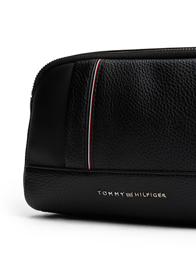 Çantë kozmetike Tommy Hilfiger mTH5144, e zezë