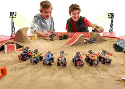 Epee Figurinë surprizë 5 Monster Truck