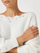 Qafore për femra GUESS JUBN04667JWRHEMT/U