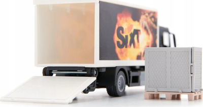Kamion lodër SIKU MAN Box Truck, shkalla 1:50, 21cm, i zi