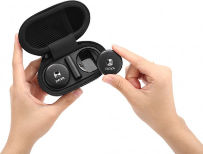 Mikrofon lavalier pa tela BOYA Omic D/U, për iPhone, iPad, Android Type C, me kuti karikimi, i zi