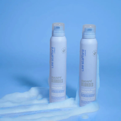 Shkumë tonike për flokë Lee Stafford Bleach Blondes Ice White, 200ml