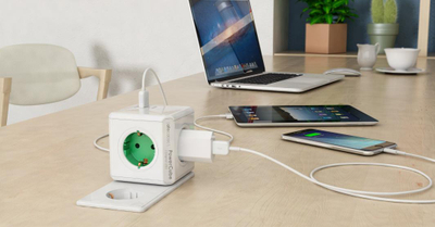 Priza ndarëse PowerCube Original (2202GN/FROUPC), 4 slote, 2 porte USB, të bardha / gjelbra