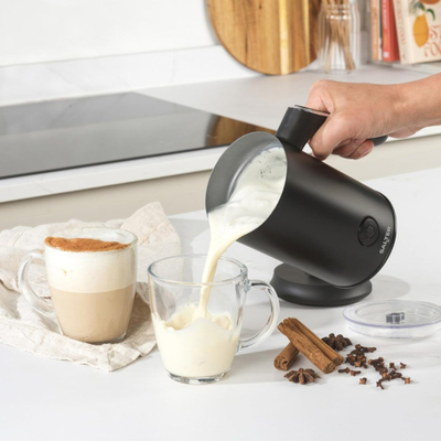 Shkumues qumështi Salter PRO, 500W, 240ml, i zi