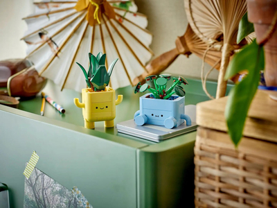 Set LEGO Happy Plants 10349, set dekorativ ndërtimi, shumëngjyrësh