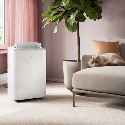 Преносен клима уред Electrolux Comfort 600 EXP26U339CW, 9000 BTU, Wi‑Fi, бел