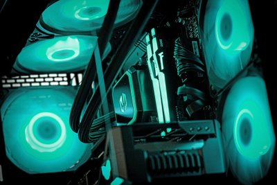 Kompjuter gaming Actina Ryzen 7 7800X3D, 32GB RAM, 1TB SSD, i zi