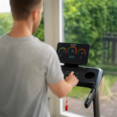 Tapet vrapimi VirtuFit TR-75i, konsolë dixhitale, palosës, i zi