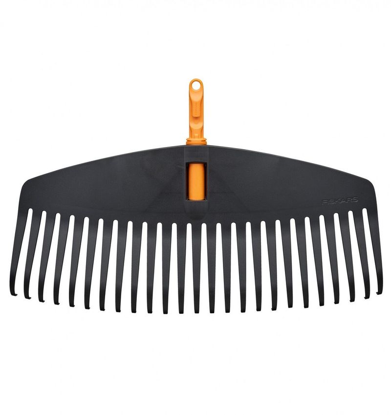 Fshesë kopshti Fiskars Leaf Rake One Click, koka plastike e gjerë, sistem One Click, e zezë