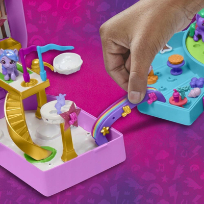 Lodër set My Little Pony Compact Creation Zephyr Heights, 40+ pjesë, me figurina të vogla, me shumë ngjyra