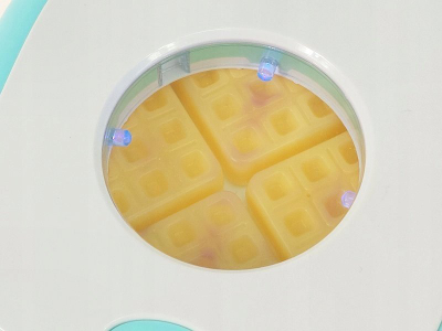 Lodër kuzhine Adar Waffle Maker, me drita dhe zë, set aksesorësh, bardh e kaltër