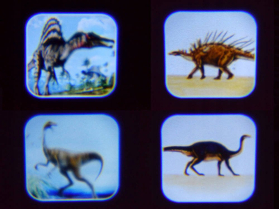 Lodër projektor elektrik Dino TA0099, 24 figura dinosaurësh, për kalamaj, jeshile