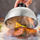 Kapak për burger Gefu BBQ G-89557, çelik inox, dorezë rezistente ndaj nxehtësisë, gri