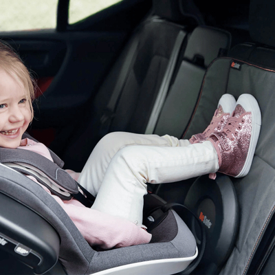 Mbrojtës sedilje veture BeSafe Car Seat Protector, universal, ISOfix, gri i errët