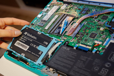 Внатрешен SSD Verbatim Vi550 S3, 1TB, 2.5\", црн