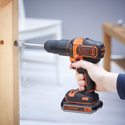 Kaçavidë goditëse Black&amp;Decker BD, 18V, 2x2.0Ah, me kuti