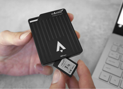 Читач за картички Exascend Nitro, CFexpress 4.0 Type A, USB4 40 Gbps, алуминиумска кутија