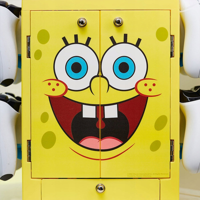 Organizer gaming SpongeBob SquarePants Numskull, për 10 lojëra, me mbajtëse kufjesh, shumëngjyrësh