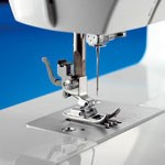 Makina qepëse Singer Family 8280, 7 lloje qepjesh, butoniere 4 hapa, e bardhë