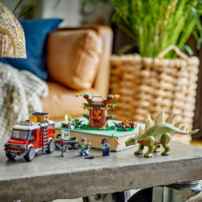 Set lodrash LEGO Jurassic World Dinosaur Missions Stegosaurus Discovery, me dinosaur, shumëngjyrësh