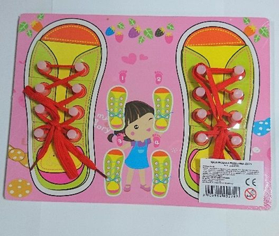 Lodër edukative për lidhje këpucësh Puzzle Lacing Toy, formë këpucësh, shumëngjyrëshe