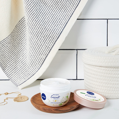Krem për trup Nivea Coconut & Manoi Oil, 200 ml