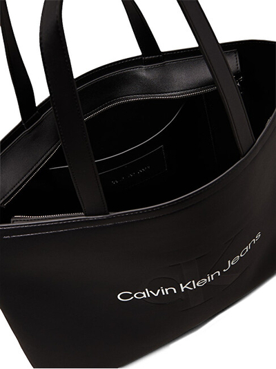 Çantë dore për femra Calvin Klein, e zezë