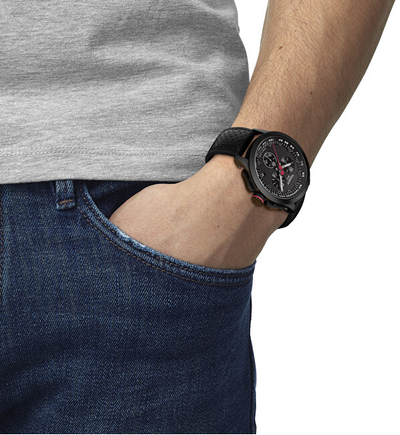 Orë për meshkuj Tissot, e zezë