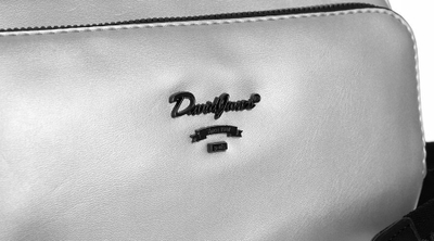 Çantë crossbody për goca David Jones, lëkurë eko, rrip i gjerë, argjend